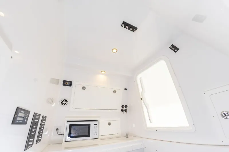 Xcessive Risk Yacht Photos Pics 