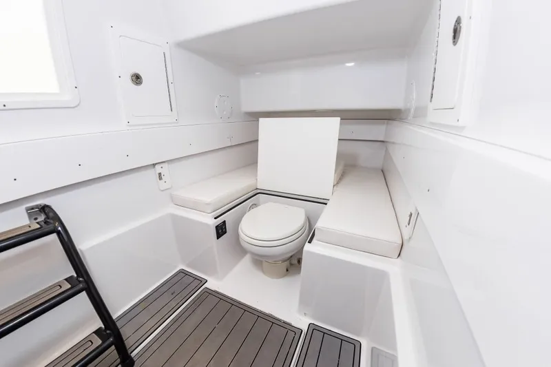 Xcessive Risk Yacht Photos Pics 