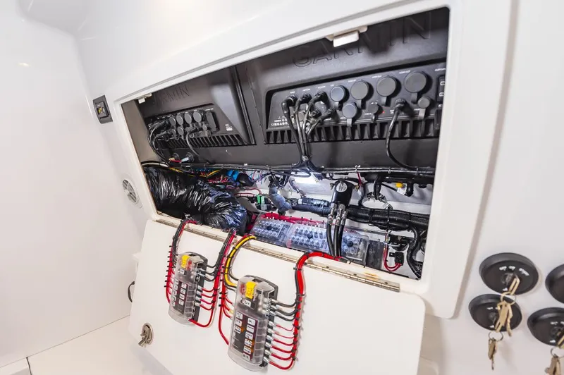 Xcessive Risk Yacht Photos Pics 