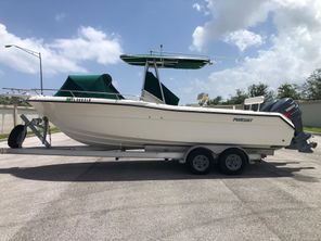 Pursuit 2470 Cc