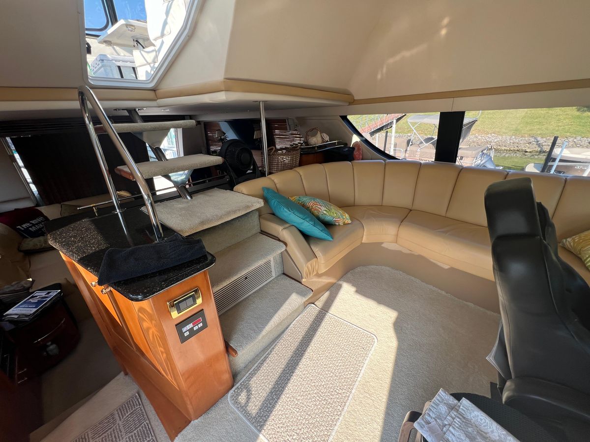 2001 Carver 53 