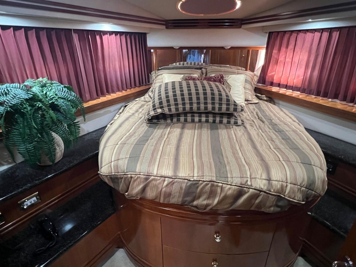 2001 Carver 53 