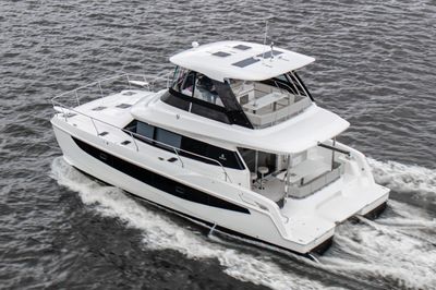 Yacht