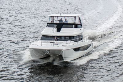 Yacht