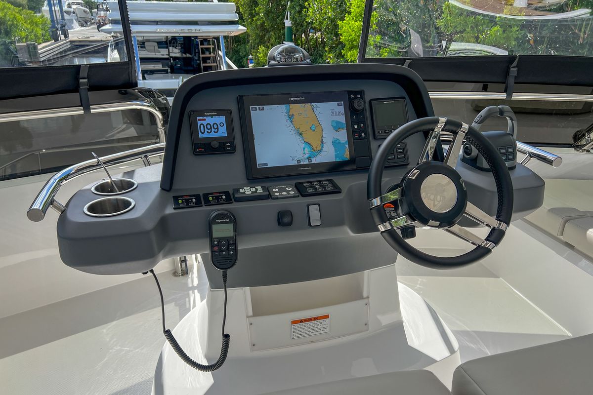 2024 Aquila 42 