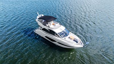 Yacht