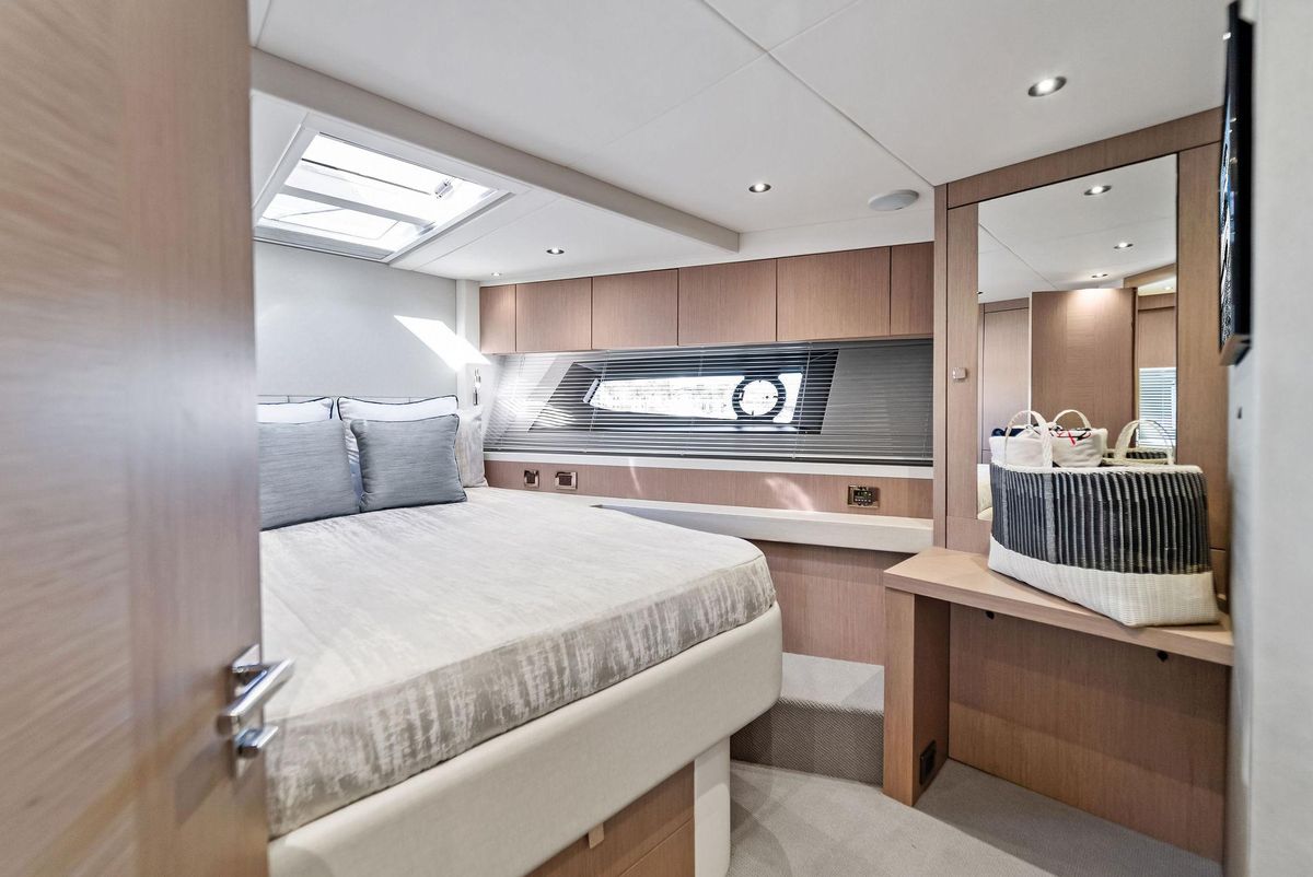 2021 Sunseeker 52 