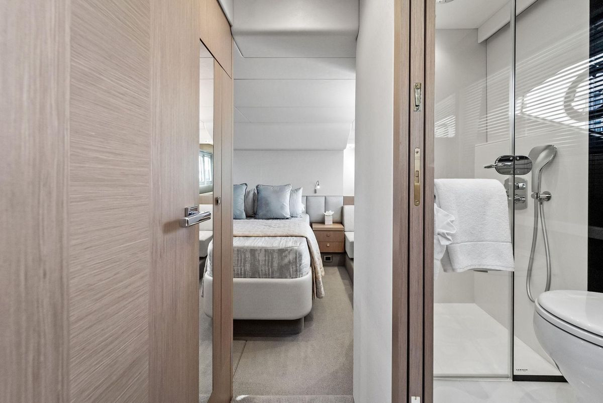 2021 Sunseeker 52 