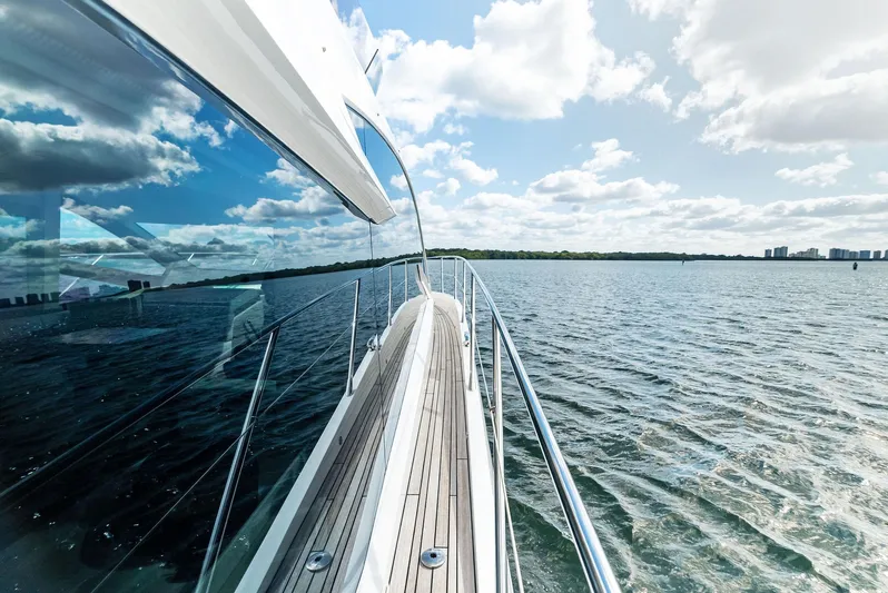 Almost Heaven Yacht Photos Pics 