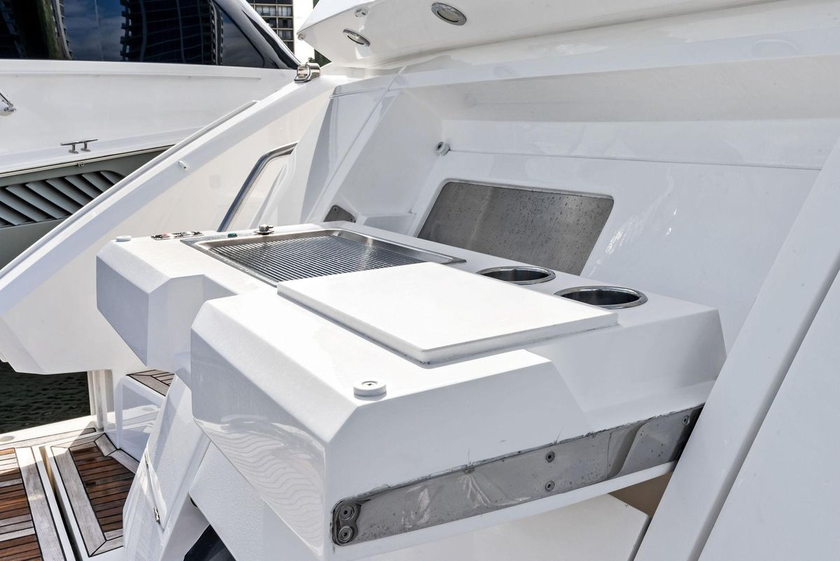 2021 Sunseeker 52 