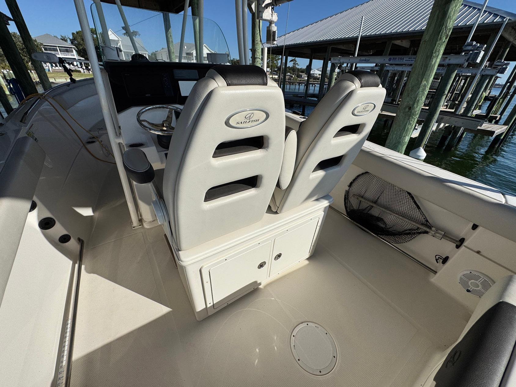 2022 Sailfish 242 CC Centre Console for sale YachtWorld