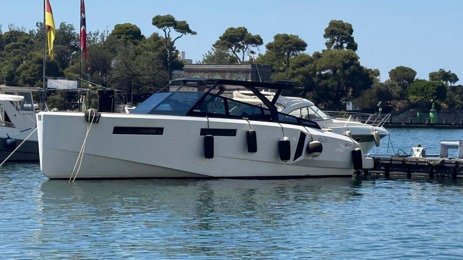 2016 Evo Yachts 43