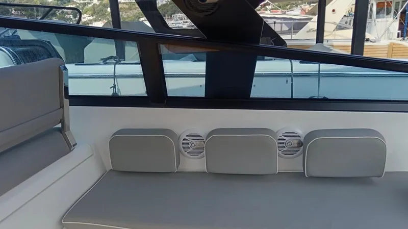  Yacht Photos Pics WhatsApp Image 2025-08-27 at 17.49.33 (11).jpeg