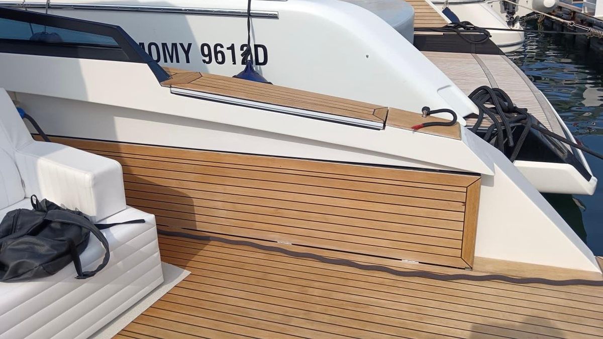 2016 Evo Yachts 43 