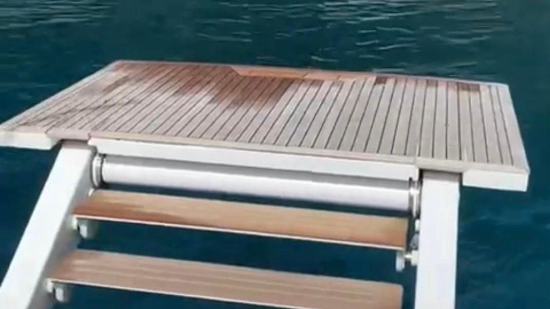 2016 Evo Yachts 43 