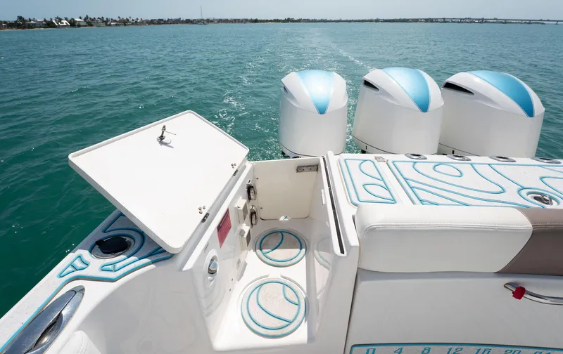  Yacht Photos Pics 2016 EDGEWATER 368 CC - Image 33