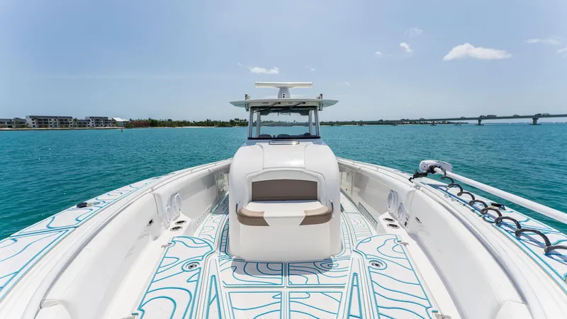  Yacht Photos Pics 2016 EDGEWATER 368 CC - Image 40