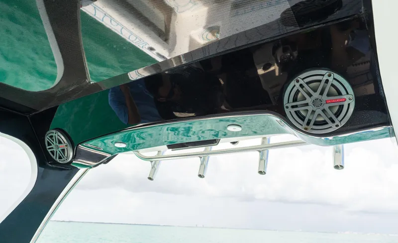  Yacht Photos Pics 2016 EDGEWATER 368 CC - Image 26