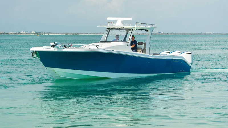  Yacht Photos Pics 2016 EDGEWATER 368 CC - Image 7