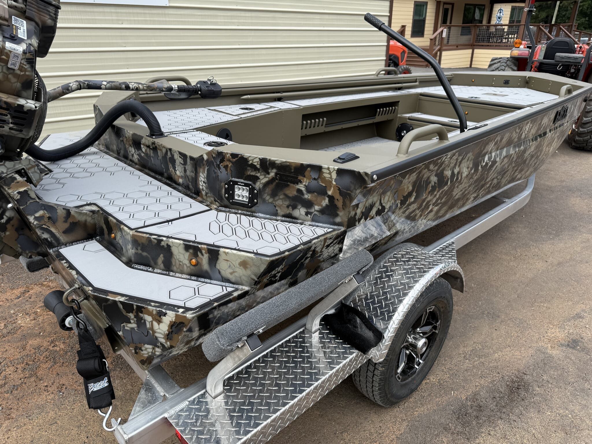 Excel 1754 Shallow Water F4