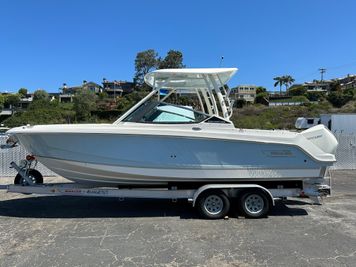 Boston Whaler 240 Vantage