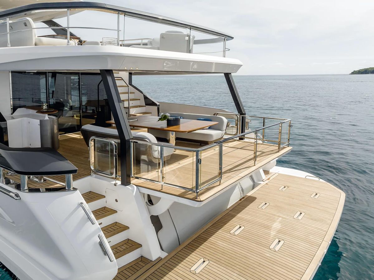 2024 Azimut 85 