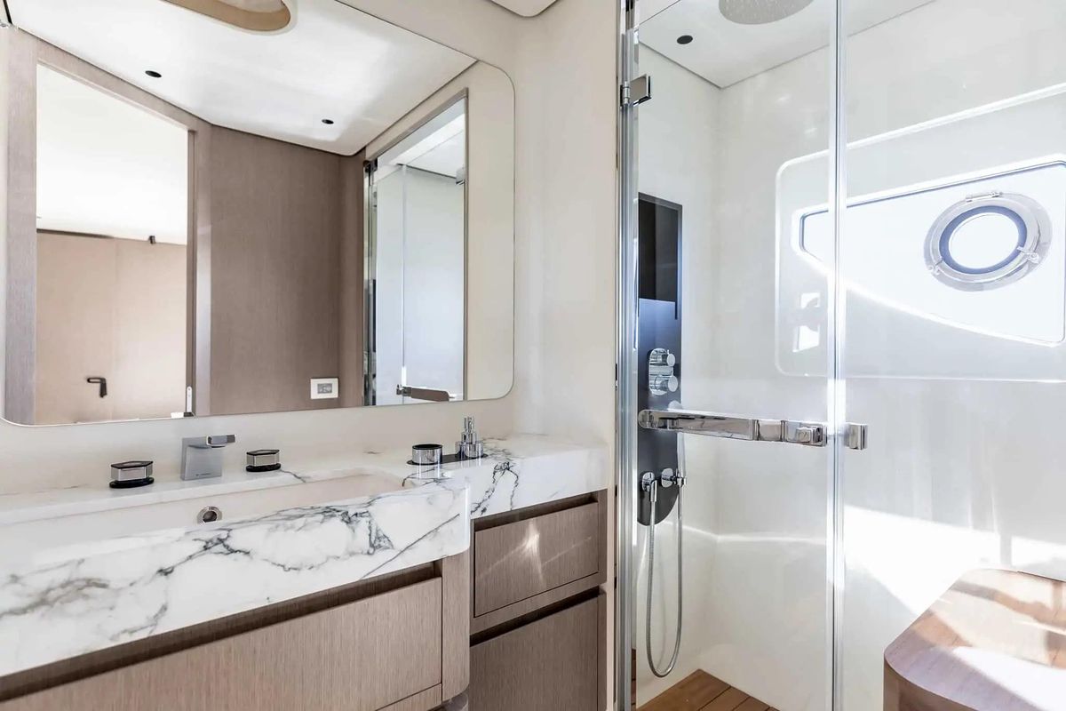 2024 Azimut 85 
