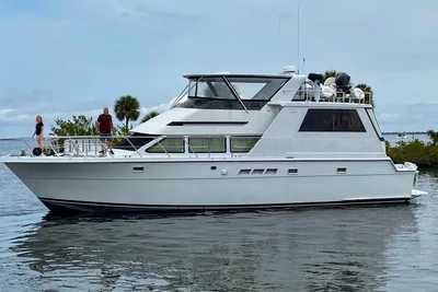 1998 Hatteras 52 Cockpit Motor Yacht