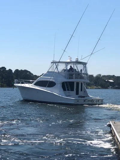 Lady A Yacht Photos Pics 2008 54 Hatteras 54 Convertible Lady A Stern