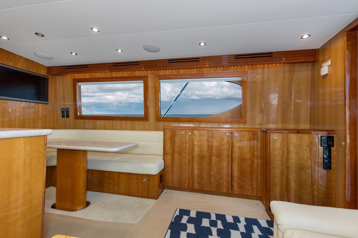 2008 Hatteras 54 