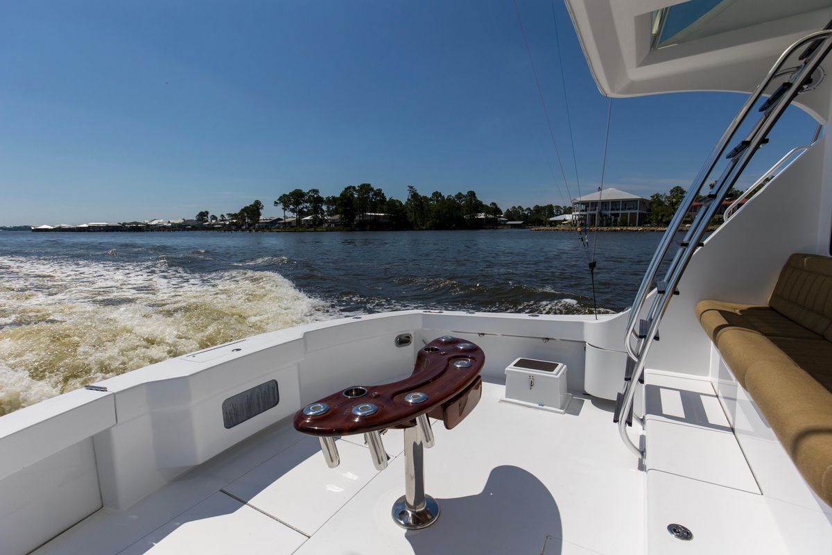 2008 Hatteras 54 