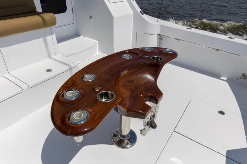 Lady A Yacht Photos Pics Luxurious 2008 Hatteras 54 Convertible yacht with elegant wooden fishing rod holder.