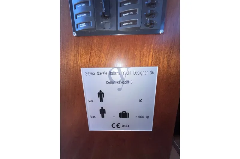  Yacht Photos Pics Sibma Navale Italiana Armstrong 12 yacht capacity sign, 10 people, 900 kg limit.