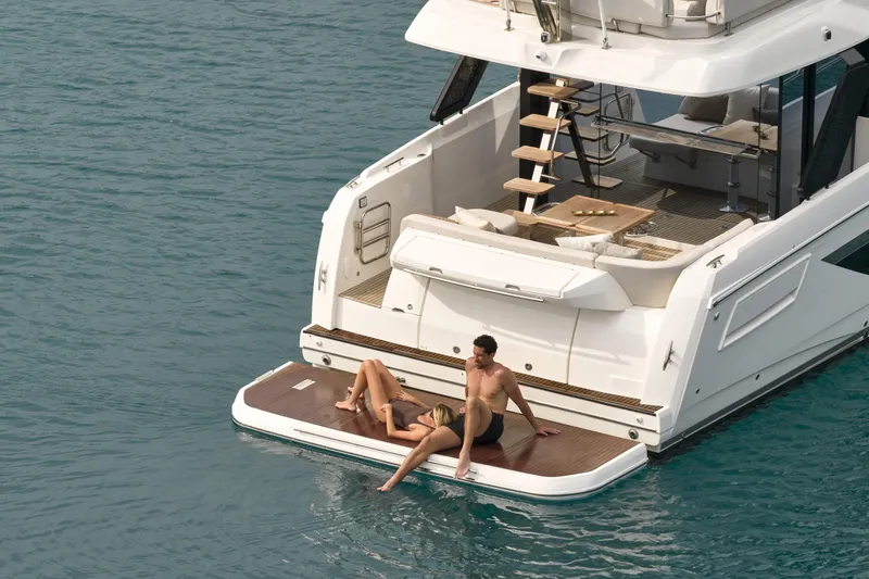  Yacht Photos Pics Prestige F4.3 2026