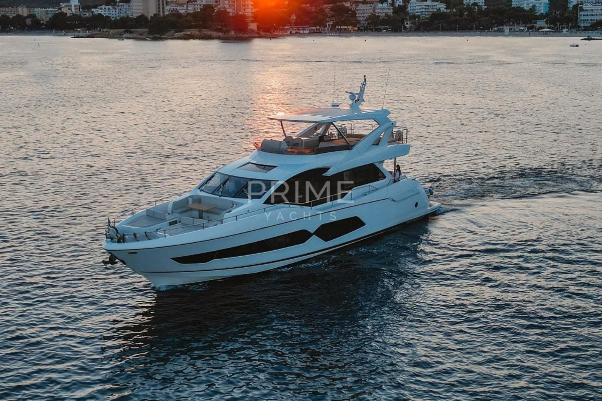 2019 Sunseeker 77 