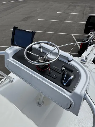 Side Piece Yacht Photos Pics 