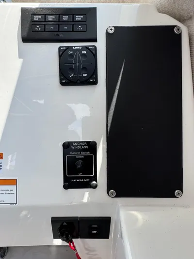 Side Piece Yacht Photos Pics 