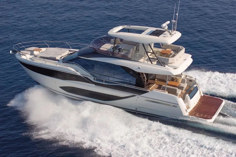  Yacht Photos Pics Manufacturer Provided Image