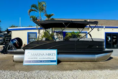 Bennington 22 MSB SPS