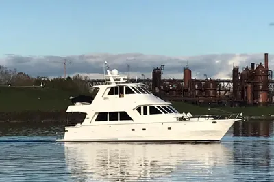 Legend Boats 630 Skylounge