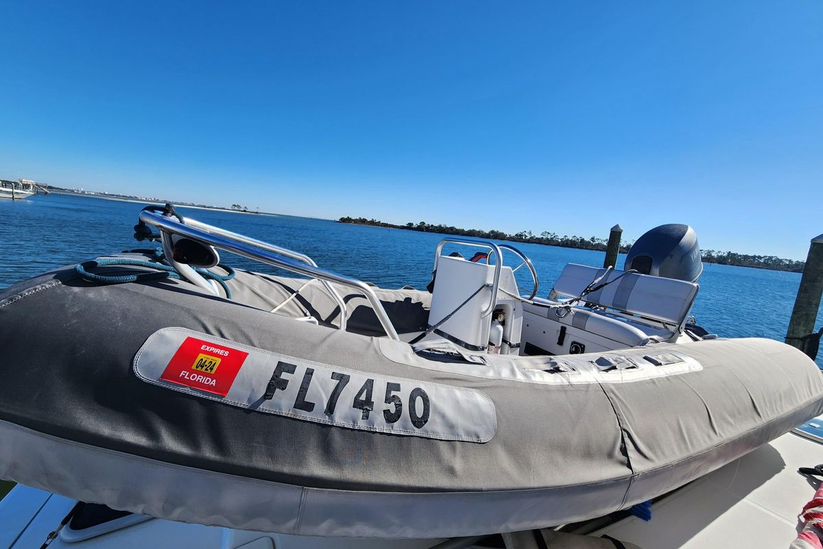 2002 Lagoon 43 