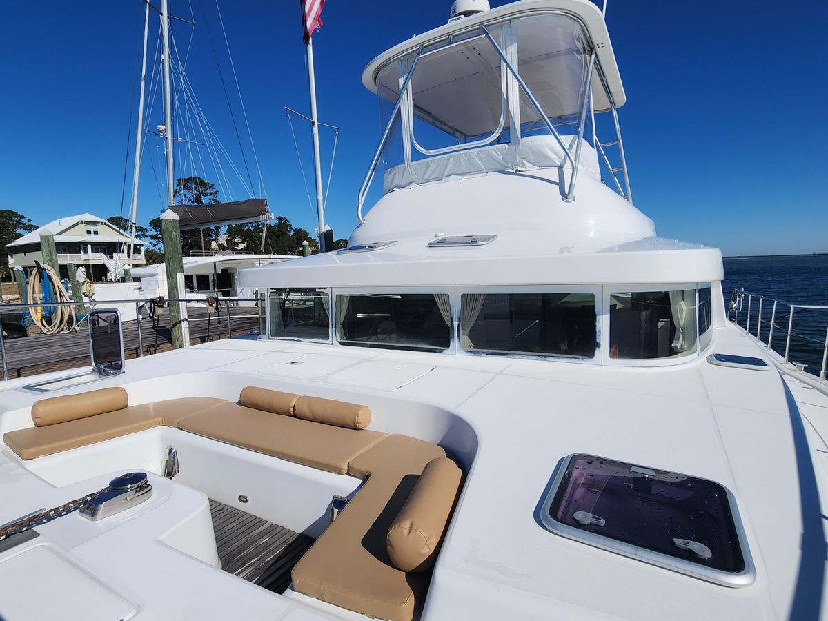 2002 Lagoon 43 