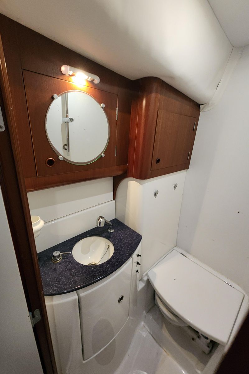 2002 Lagoon 43 