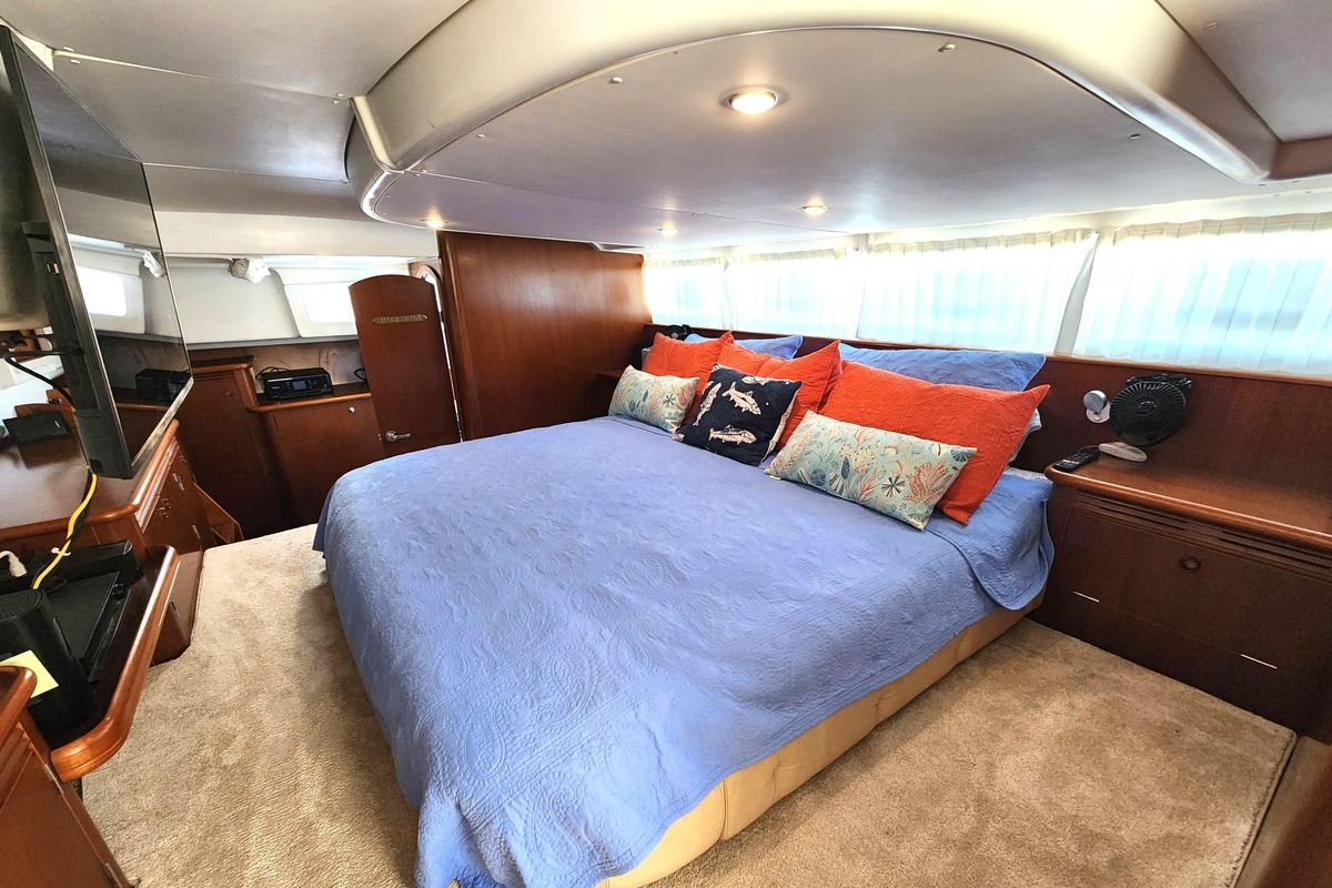 2002 Lagoon 43 