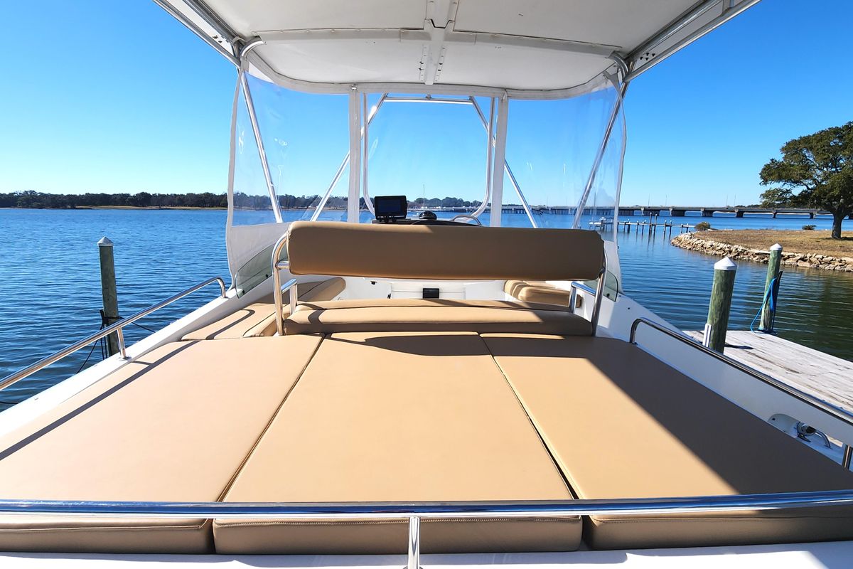 2002 Lagoon 43 