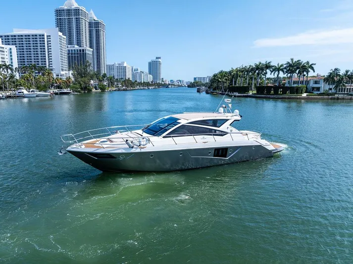 Minion Yacht Photos Pics 