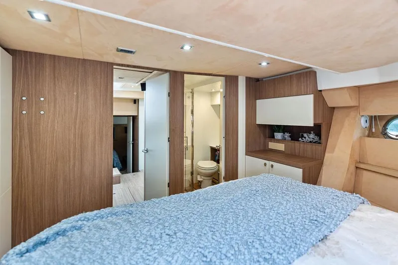 Minion Yacht Photos Pics 