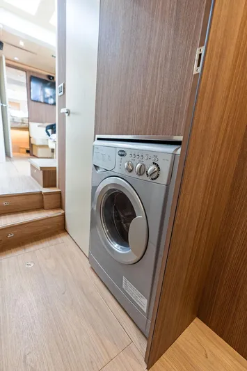 Minion Yacht Photos Pics 