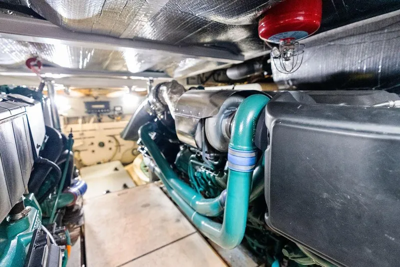 Minion Yacht Photos Pics 