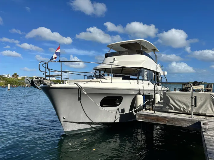 Warawara Yacht Photos Pics 